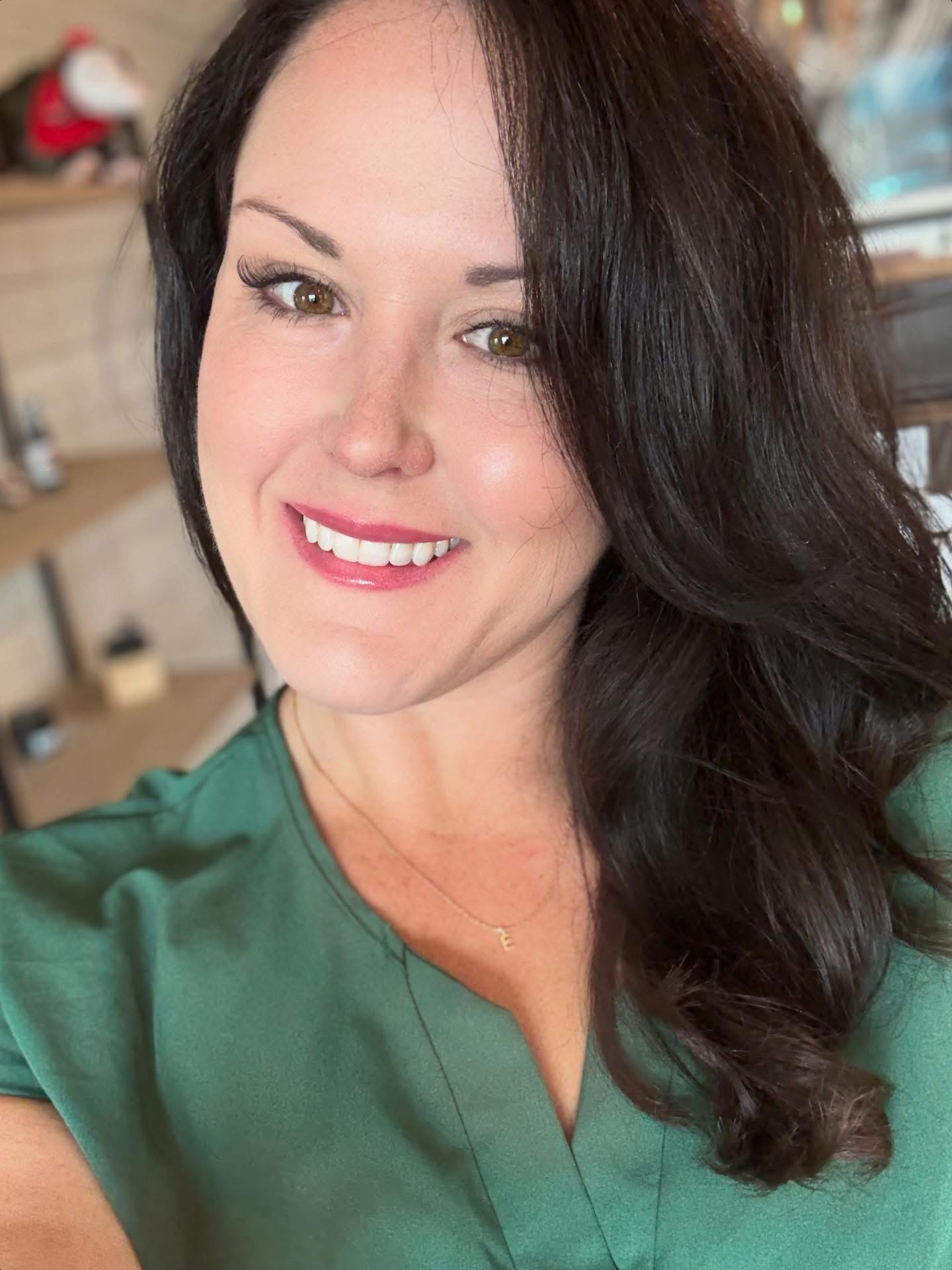 Elisabeth - Brunette stylist